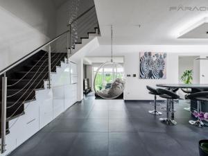 Prodej rodinného domu, Mníšek pod Brdy, Na Vyhlídce, 346 m2