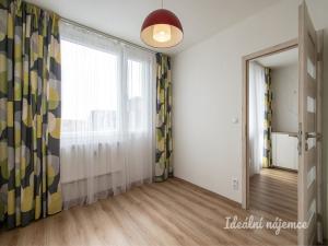 Pronájem bytu 2+kk, Praha - Troja, U Pentlovky, 38 m2