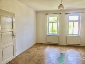 Pronájem bytu 2+1, České Budějovice, Havlíčkova, 98 m2