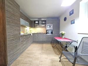 Prodej bytu 2+1, Kralupy nad Vltavou, Čechova, 61 m2