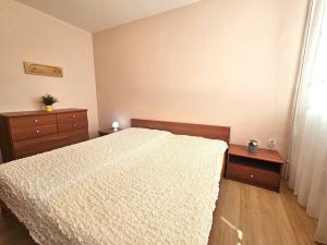 Pronájem bytu 2+1, Kralupy nad Vltavou, sídl. Hůrka, 58 m2