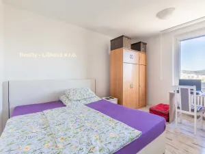 Prodej bytu 4+1, Ústí nad Labem - Krásné Březno, V Oblouku, 78 m2