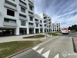 Pronájem kanceláře, Brno, třída Generála Píky, 49 m2