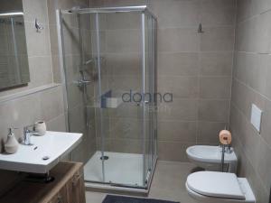 Pronájem bytu 2+kk, Praha, Sokolova, 60 m2