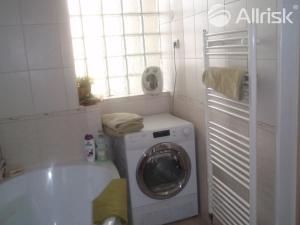 Pronájem bytu 1+kk, Brno, Komárovská, 32 m2