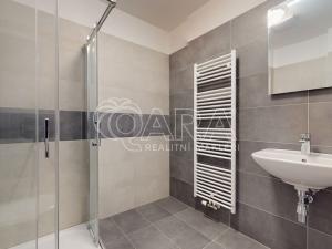 Prodej bytu 2+kk, Jince, Zborovská, 45 m2