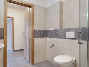 Prodej bytu 2+kk, Jince, Zborovská, 45 m2
