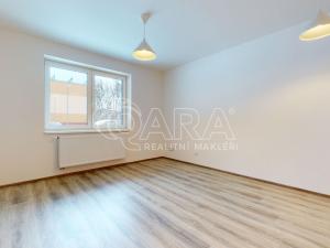 Prodej bytu 2+kk, Jince, Zborovská, 45 m2