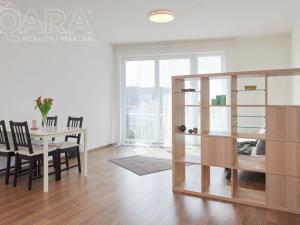 Pronájem bytu 1+kk, Praha - Zličín, Sazovická, 36 m2