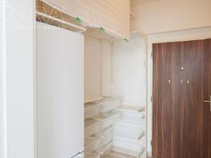 Pronájem bytu 1+kk, Praha - Zličín, Sazovická, 36 m2