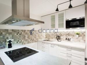 Pronájem bytu 2+kk, Praha, Rubešova, 63 m2
