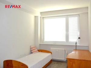 Pronájem bytu 3+kk, Praha - Podolí, Na vápenném, 68 m2