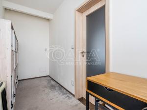 Prodej bytu 1+1, Praha - Hostivař, plukovníka Mráze, 45 m2
