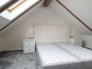 Pronájem bytu 2+1, Praha - Smíchov, U Santošky, 80 m2
