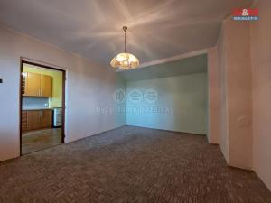 Prodej bytu 2+1, Žlutice, Dukelských hrdinů, 61 m2