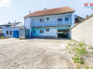 Pronájem výrobních prostor, Přeštice, Veleslavínova, 918 m2