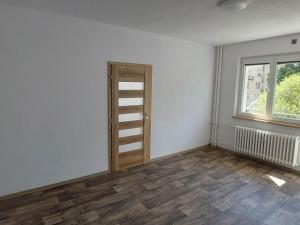 Pronájem bytu 2+1, Valašské Meziříčí - Krásno nad Bečvou, Sklářská, 57 m2