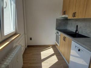 Pronájem bytu 2+1, Valašské Meziříčí - Krásno nad Bečvou, Sklářská, 57 m2