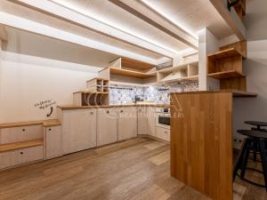 Pronájem bytu 1+kk, Praha - Vinohrady, Belgická, 29 m2