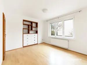 Pronájem bytu 3+kk, Praha - Břevnov, Brixiho, 65 m2