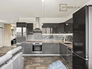 Pronájem bytu 2+kk, Praha - Bohnice, Lodžská, 58 m2