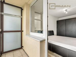 Pronájem bytu 2+kk, Praha - Bohnice, Lodžská, 58 m2