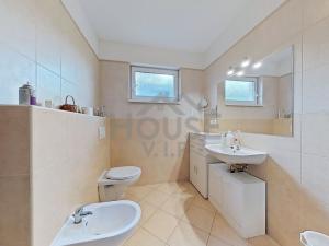 Prodej rodinného domu, Světice, 207 m2