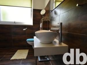 Prodej vícegeneračního domu, Otovice, Na Louce, 260 m2