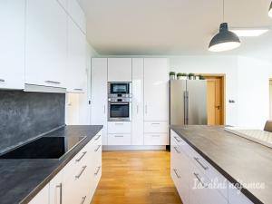 Pronájem bytu 3+kk, Praha - Krč, U krčského nádraží, 69 m2