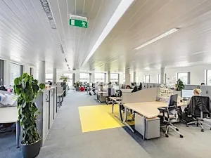 Pronájem kanceláře, Praha - Smíchov, Nádražní, 539 m2