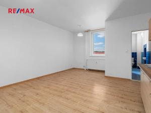 Pronájem bytu 1+kk, Plzeň, Skvrňanská, 30 m2