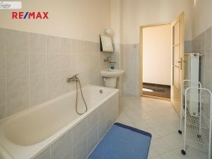 Pronájem bytu 1+1, Zlín, Lorencova, 42 m2