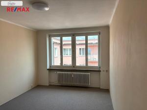 Pronájem bytu 1+1, Zlín, Lorencova, 42 m2