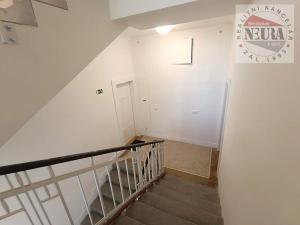 Pronájem bytu 4+kk, Praha - Hradčany, Na valech, 110 m2