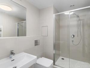 Pronájem bytu 1+kk, Praha - Košíře, Naskové, 32 m2