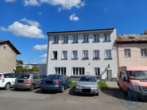 Pronájem obchodního prostoru, Krnov - Pod Bezručovým vrchem, Nádražní, 116 m2