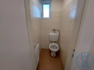 Pronájem obchodního prostoru, Krnov - Pod Bezručovým vrchem, Nádražní, 116 m2