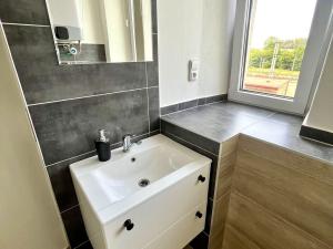 Pronájem bytu 2+1, Cheb - Tršnice, 55 m2