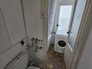 Pronájem bytu 2+1, Mariánské Lázně - Úšovice, Hroznatova, 48 m2