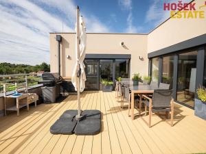 Prodej bytu 4+kk, Holubice, 135 m2