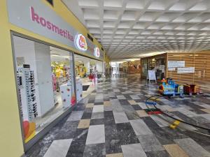 Pronájem obchodního prostoru, Praha - Záběhlice, Hlavní, 25 m2