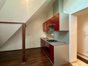 Pronájem bytu 2+kk, Cheb, Karlova, 41 m2