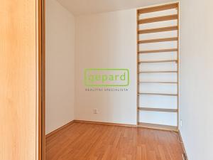 Prodej bytu 1+kk, Brno - Slatina, Lučiny, 32 m2