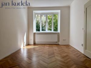 Pronájem bytu 2+1, Brno, Čápkova, 70 m2