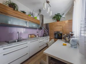 Prodej bytu 2+1, Hradec Králové - Pražské Předměstí, Medkova, 56 m2