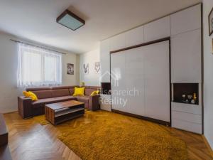 Prodej bytu 2+1, Hradec Králové - Pražské Předměstí, Medkova, 56 m2