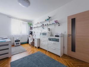 Prodej bytu 2+1, Hradec Králové - Pražské Předměstí, Medkova, 56 m2