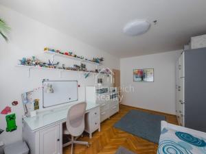 Prodej bytu 2+1, Hradec Králové - Pražské Předměstí, Medkova, 56 m2