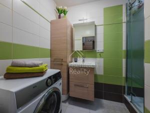 Prodej bytu 2+1, Hradec Králové - Pražské Předměstí, Medkova, 56 m2