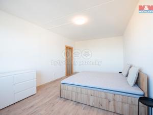 Prodej bytu 1+1, Hradec Králové - Nový Hradec Králové, třída Edvarda Beneše, 41 m2